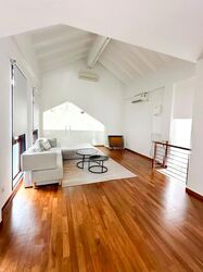 Ocean Drive (D4), Detached #558976931
